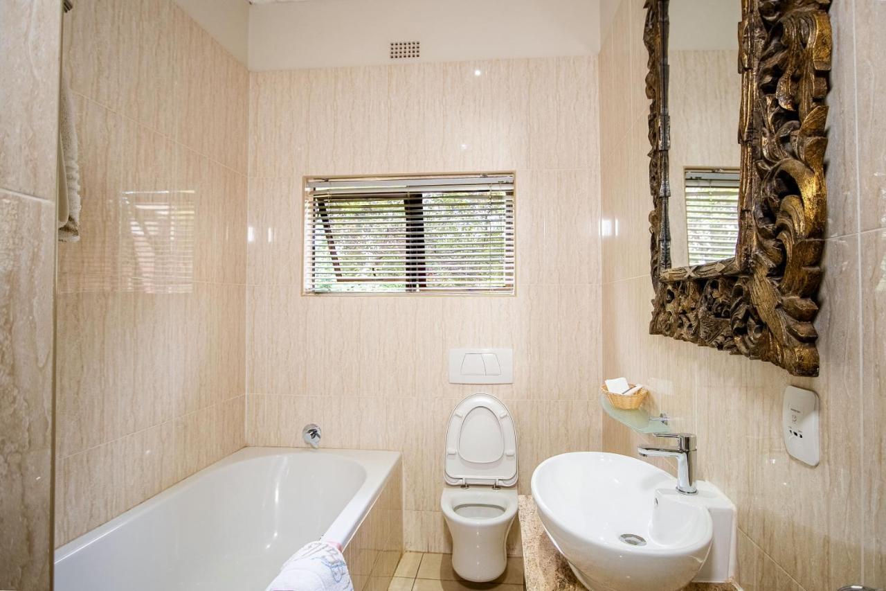 The Victoria Falls Deluxe Suites Luaran gambar